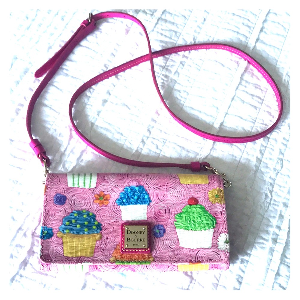 Dooney & Bourke bag